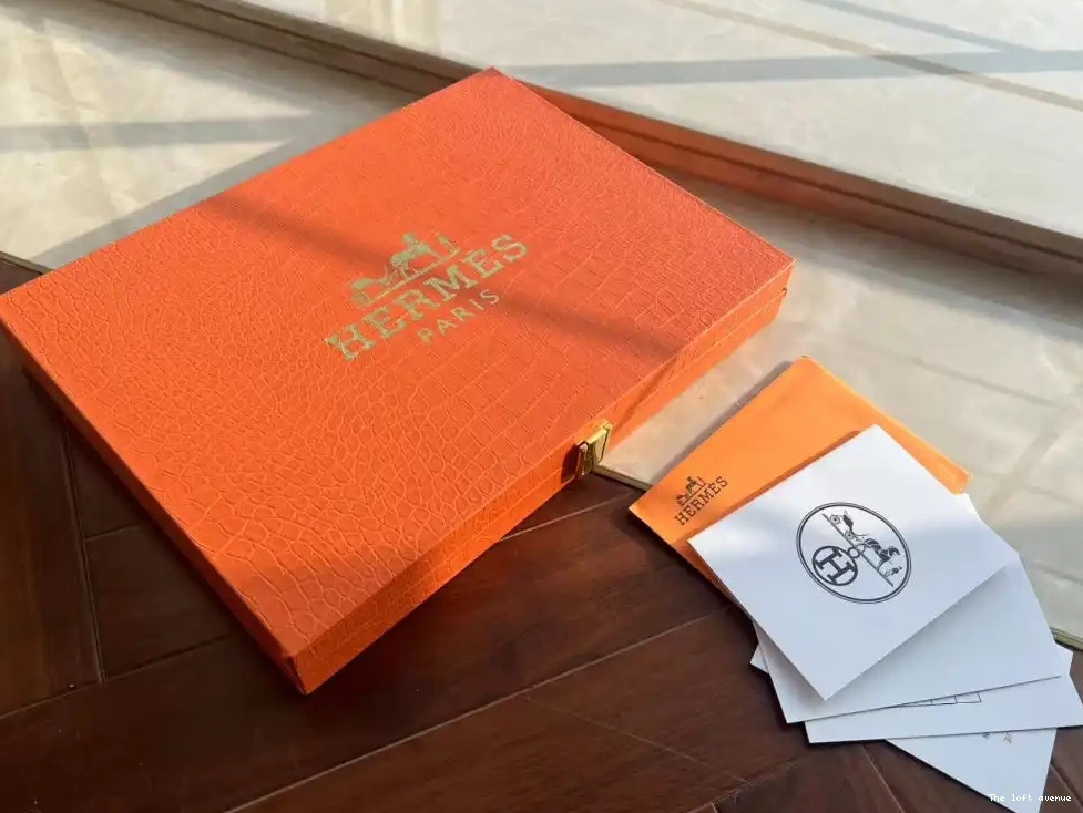 SET HERMES CUSTOM CUTLERY 0518